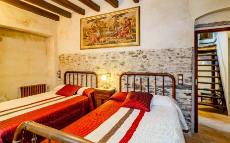 Twin beds are generous size: 1.20 metre wide