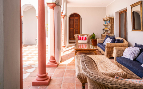 Porch with access to two bedrooms