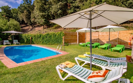 Piscina compartida con otros 2 apartamentos pequeños