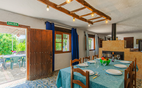 Indoor dining facilities