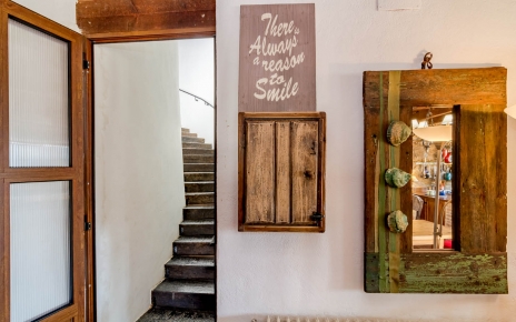 Escaleras a sala de estar