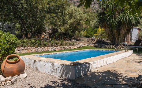 Piscina privada de 6 x 3 metros