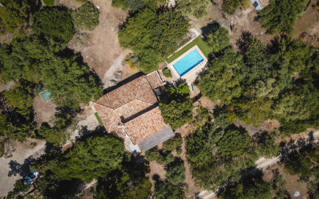 La casa vista desde un drone