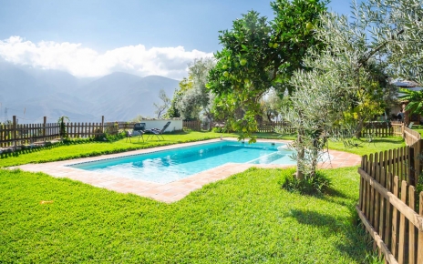 Piscina compartida de 9 metros x 4 metros