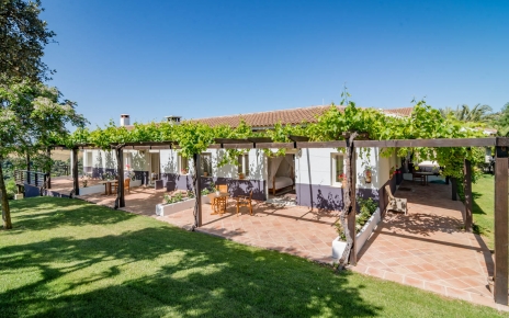 Habitaciones de la planta superior con acceso directo a terrazas 