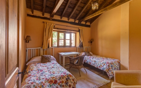 Habitación con dos camas