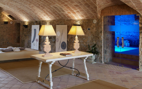 Acceso a zona de spa