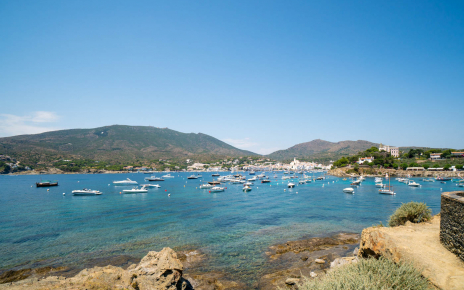 Una bahía de postal