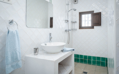 Bathroom (walk-in shower) on first floor