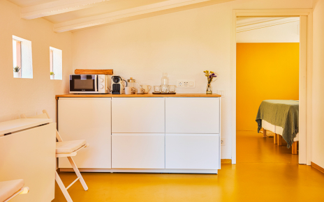 Cocina básica en anexo de 2 habitaciones