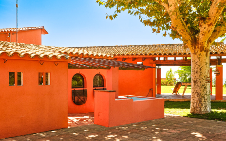 Anexo con dos dormitorios (junto zona piscina)