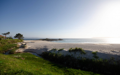 Galician beaches are 20 mins drive away