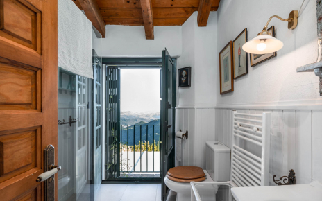 Bedrooms with en suite facilities