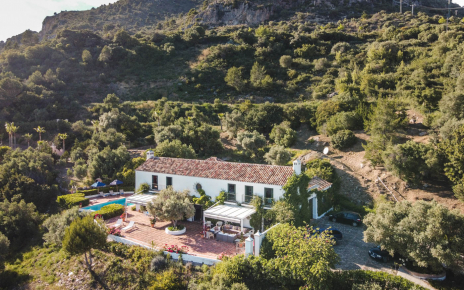 You are only 1.5 kms from Gaucin