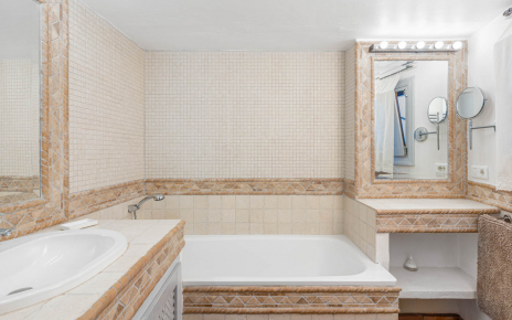 Baño en habitación principal