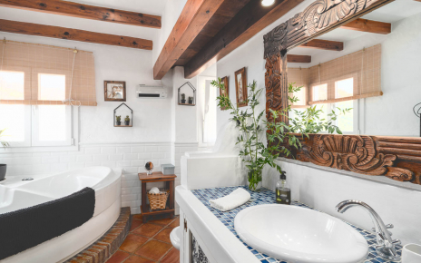 First floor bathroom (large bathtub and walk-in shower)