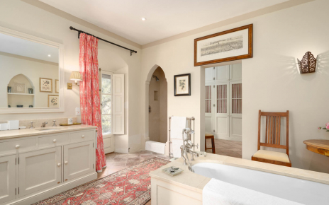 Baño en suite (habitación principal, planta baja)