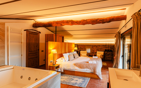 Suite habitación 10 con vistas y jacuzzi