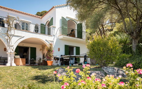 Ground floor and first floor terraces