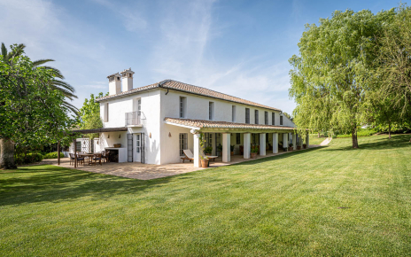 Amazing gardens all around the house