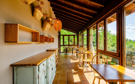 Conservatory / terrace