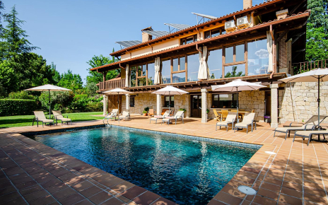 Your holiday villa in Gredos mountains