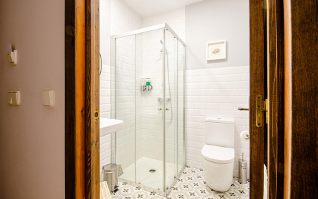 All bedrooms with en suite facilities