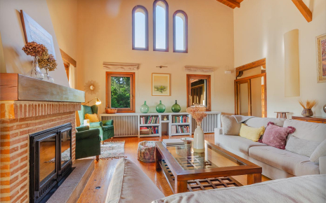 Living area on ground floor