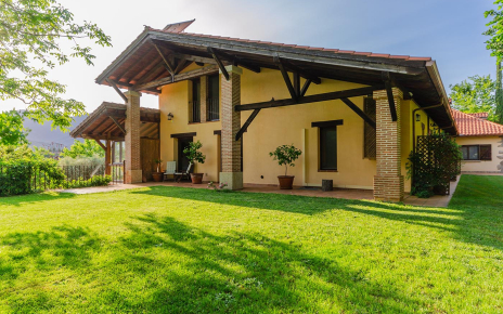 Lovely private gardens