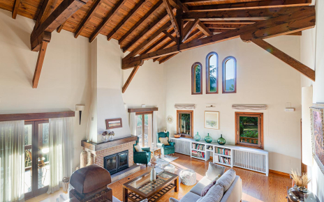 Living area seen from stairs to first floor