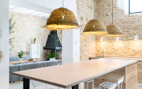 Cocina con acceso a salón/comedor