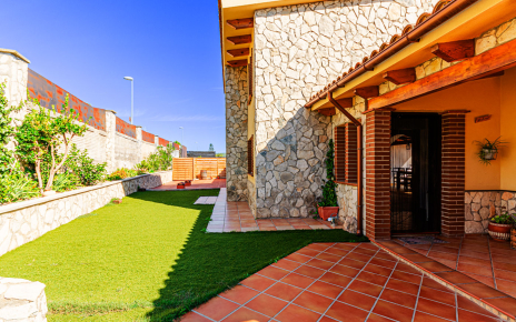 Main access to your holiday home