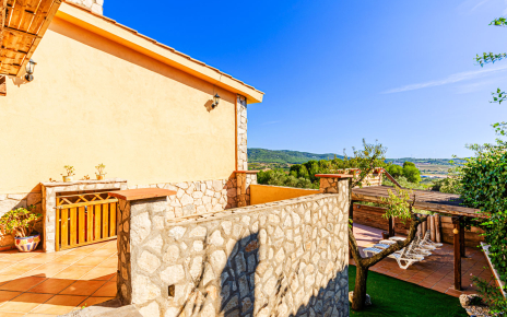 Stairs down to pool area
