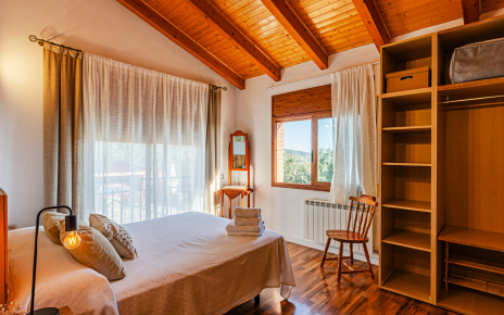 From Bedroom 1 you see the pool and another neighbouring property