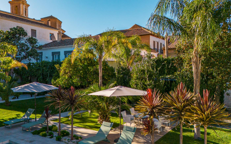 Un traquilo rincón a un paso de tiendas o bares