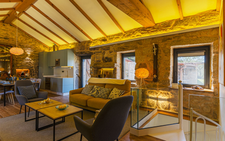 Acceso por escaleras a nivel inferior