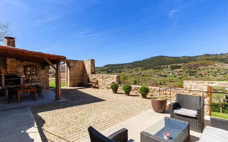 Zona de relax en patio principal