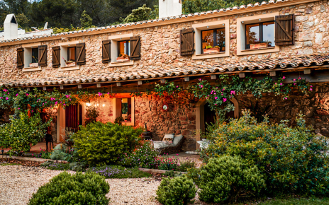 Una masía tradicional de más de 200 años de antiguedad