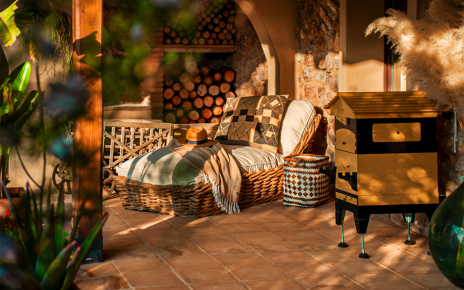 Porche con zonas de relax