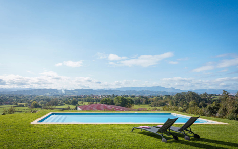 Una piscina divina con tremendas vistas