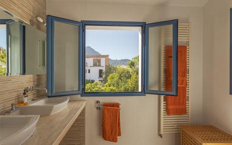 Baño con ducha en planta segunda