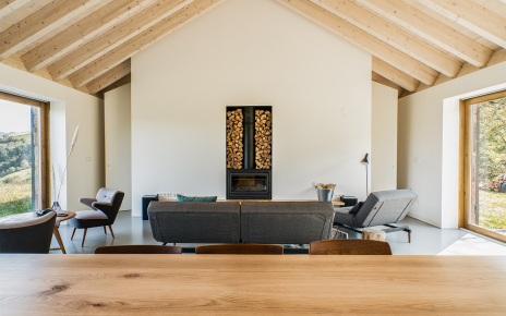 Underfloor heating and glass fronted fireplace