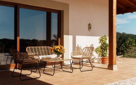 Diferent furnished terraces along the property