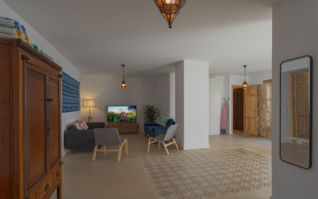 La única TV se encuentra en esta sala