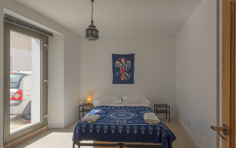 El dormitorio 6 tiene acceso directo a la calle