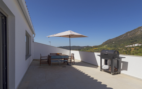 La mesa exterior se abre (hasta 10 personas)