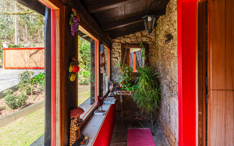 Acceso principal a la casa