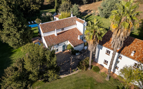 Main house and annexe, all yours