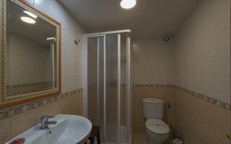 Bathroom with shower (Bedroom 2)