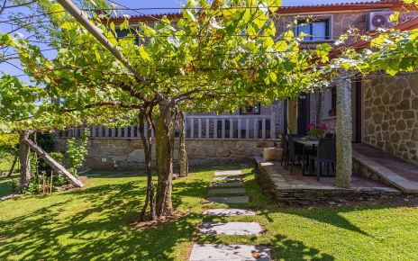 Kitchen access from terrace / gardens